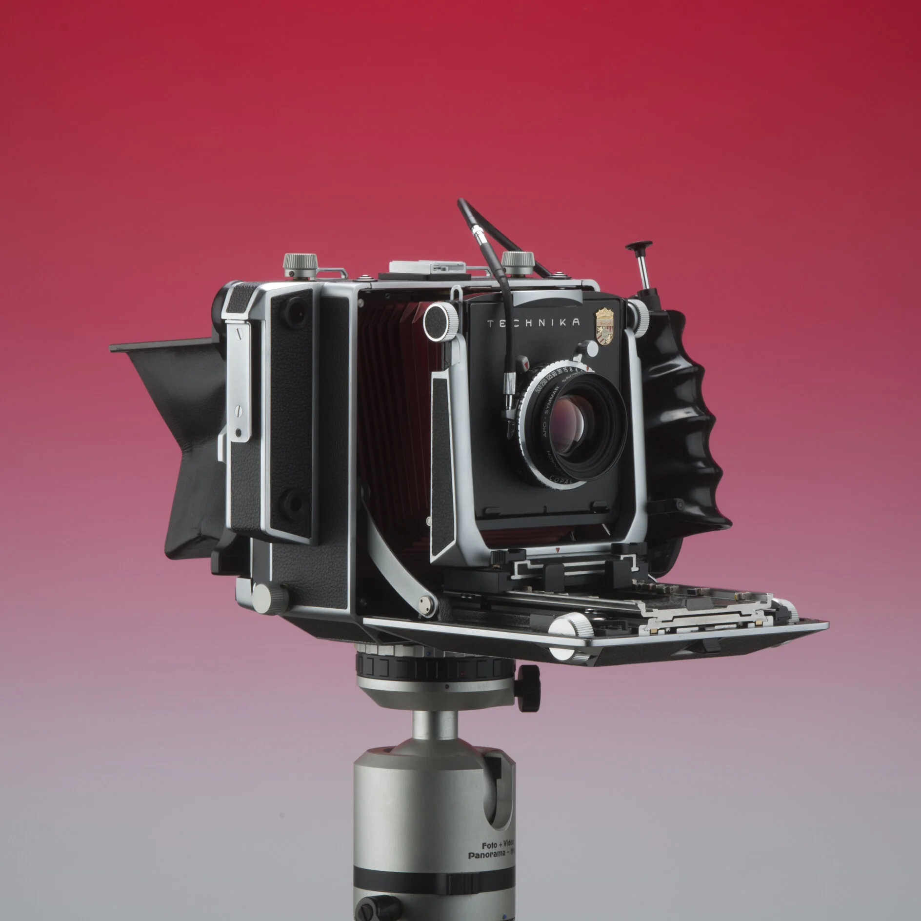 Linhof カメラカタログ Master Technika Linhof 4x5 Master Technika 3000 Metal Field Camera 000130 B&H